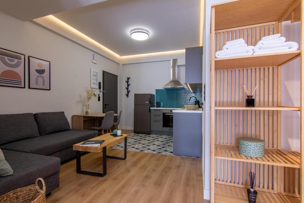 Studio 48, Cozy Apartment In Kalamata City Center 외부 사진