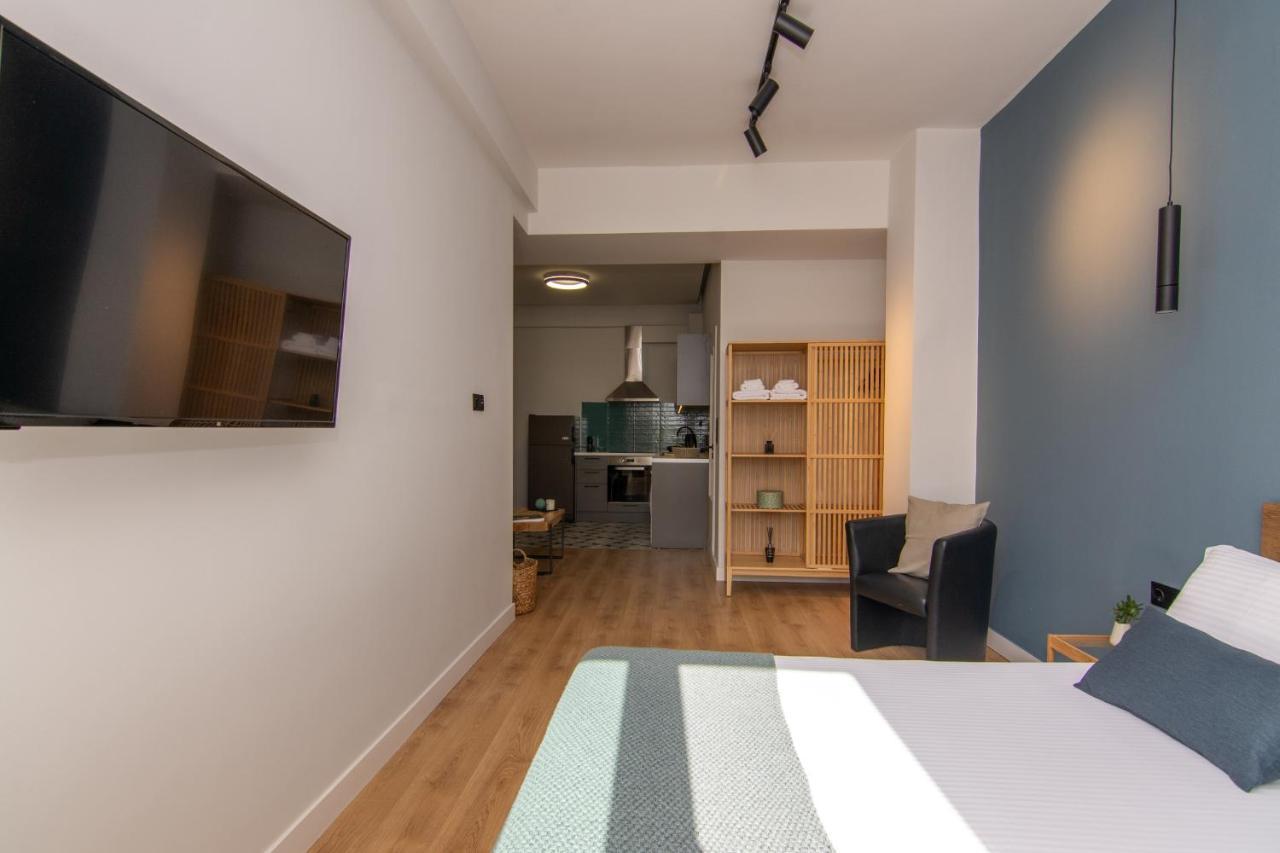 Studio 48, Cozy Apartment In Kalamata City Center 외부 사진